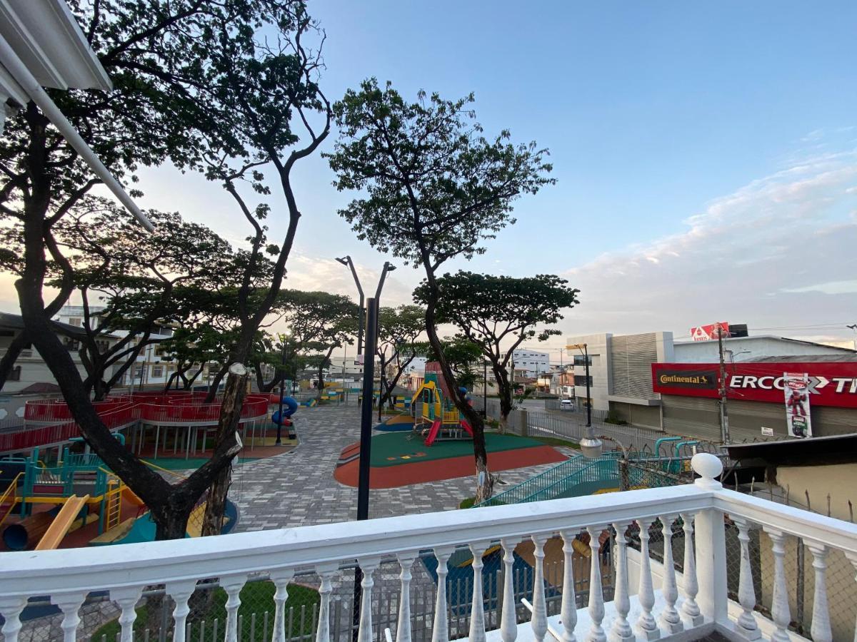 White House Guayaquil Exterior foto
